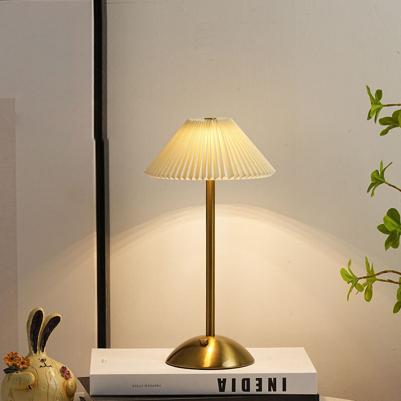 Scandinavian Rechargeable Table Lamp Iron Frame Table Lamp