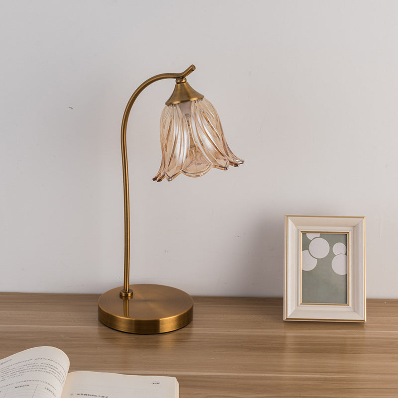 Modern Art Deco Round Flower Shaped Metal Glass Table Lamp