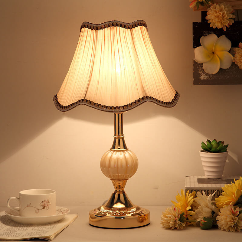 Nordic Vintage Floral Glass & Fabric 1-Light Table Lamp