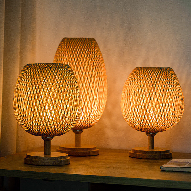 Traditional Chinese Moso Bamboo Wood Iron Weaving Table Lamp