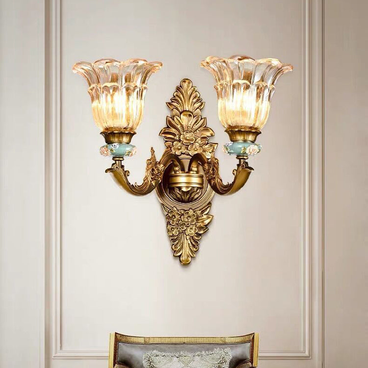 Traditional European Resin Zinc Alloy Glass Wall Sconce