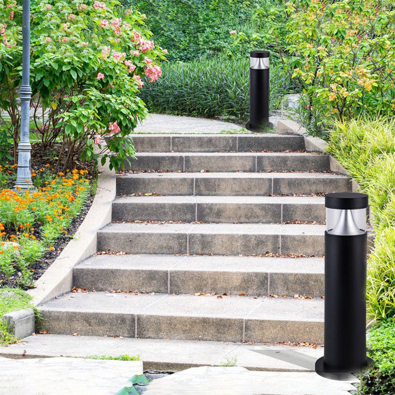 Industrial Black Outdoor Stake Light