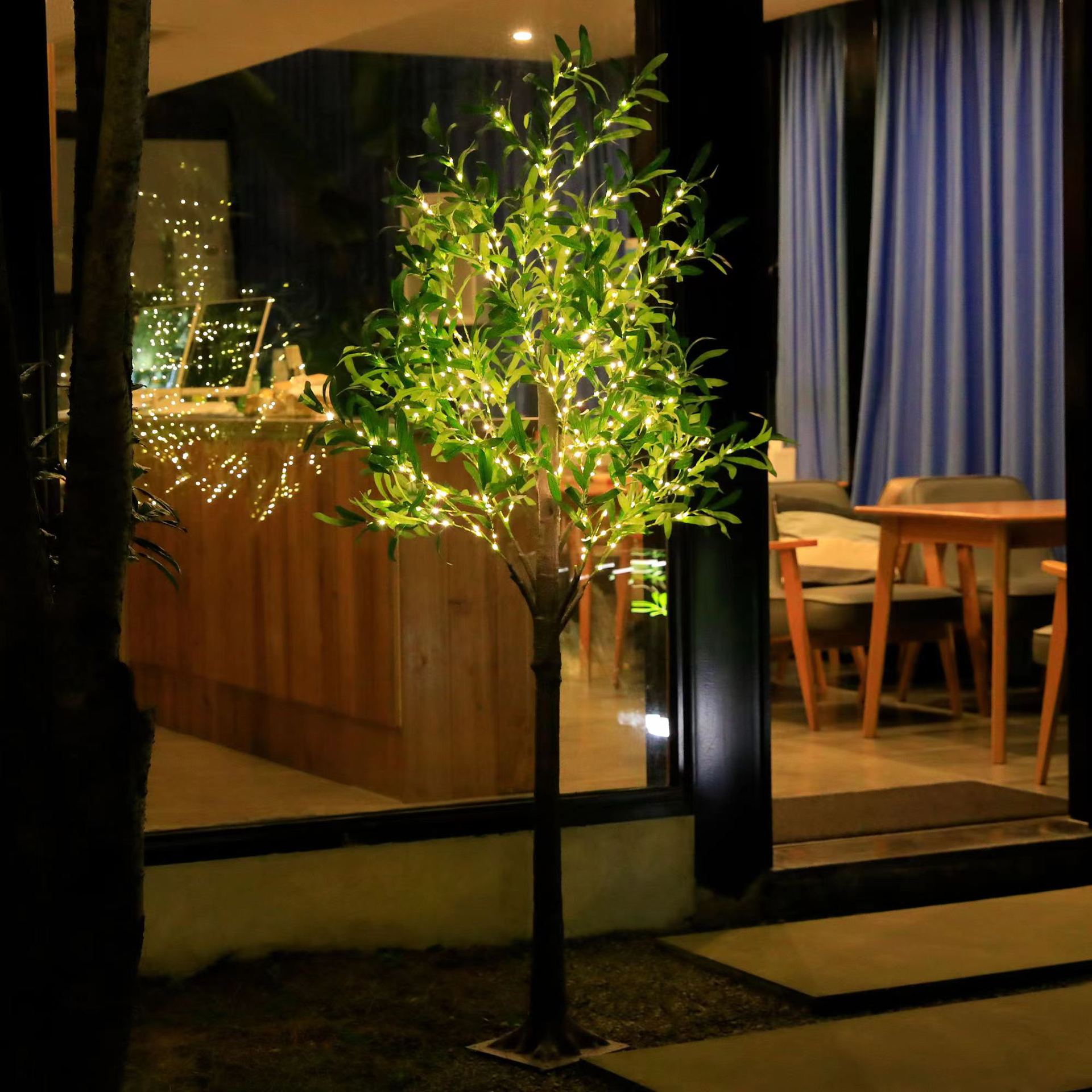 Modern Creative Olive Leaf LED Simulation Plants Table Lamp