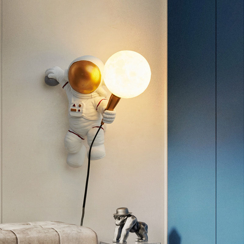 Modern Cartoon Astronaut Wall Sconce 1-Light Wall Sconce