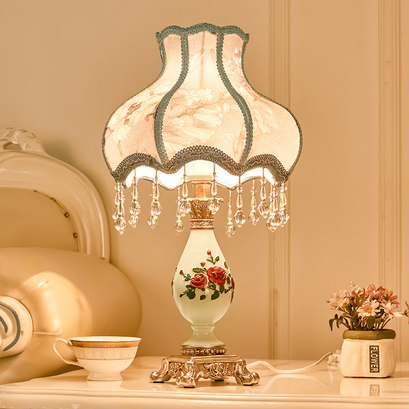 Traditional European Vase Base Resin Fabric Table Lamp