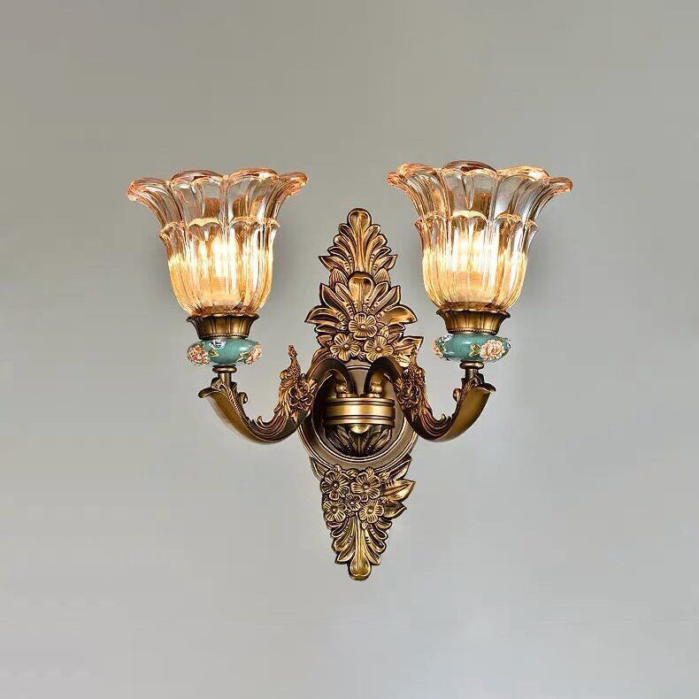 Traditional European Resin Zinc Alloy Glass Wall Sconce