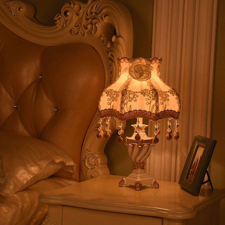 European Luxury Fabric Lace Resin 1-Light Table Lamp