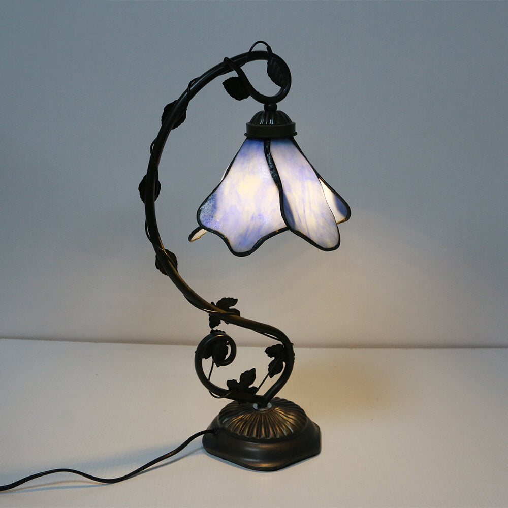 Tiffany Simple Flower Petal Resin Stained Glass Table Lamp