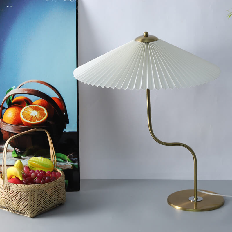 Retro Pleated Umbrella Shaped 1-Light Decorative Table Lamp