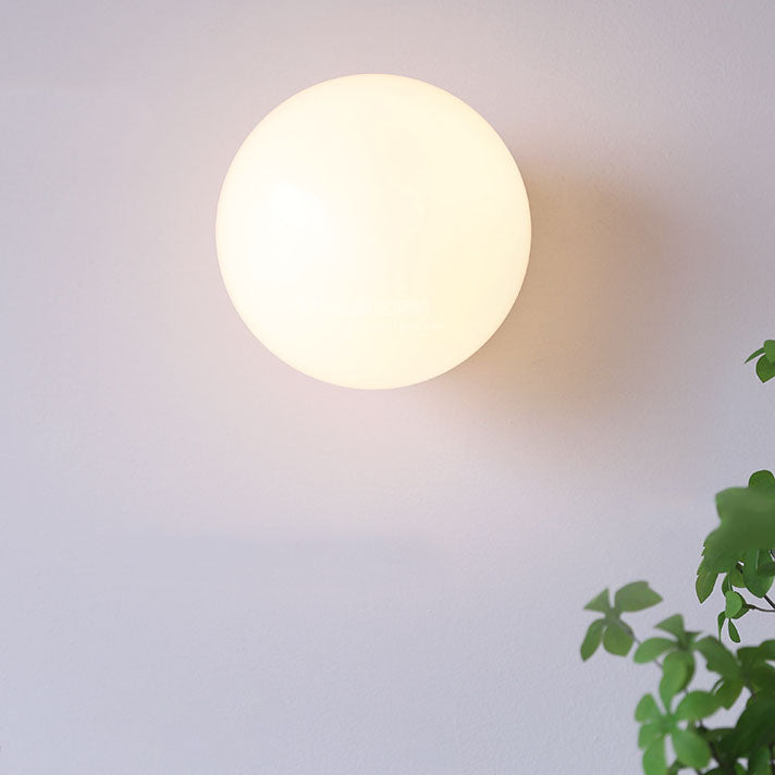 Modern Vintage Iron Glass Round Head Wall Sconce