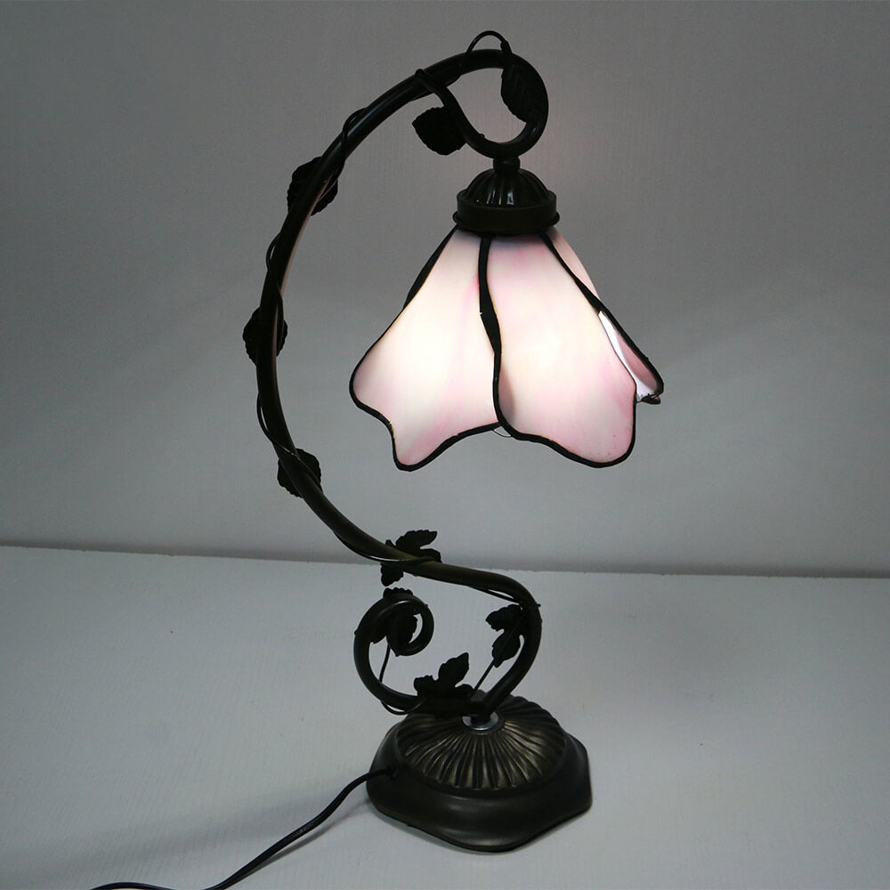 Tiffany Simple Flower Petal Resin Stained Glass Table Lamp