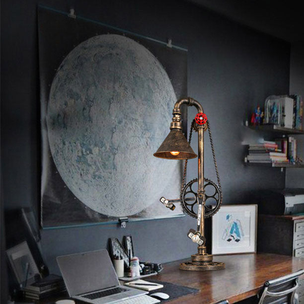 Industrial Iron Gear Plumbing Metal 1-Light Table Lamp
