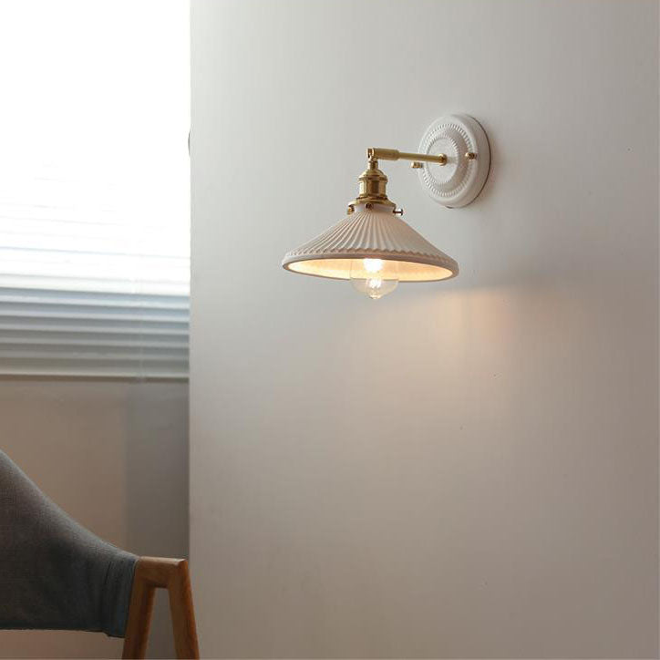 Traditional Vintage Round Ceramic Brass 1-Light Wall Sconce
