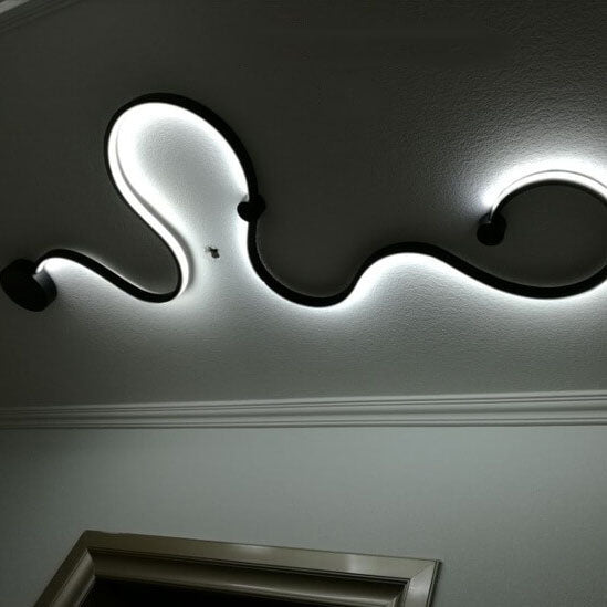 Modern Long Aluminum Snake Shaped Curved Wall Sconce