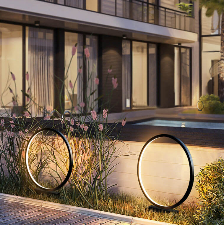 Modern Black Outdoor Stake Light