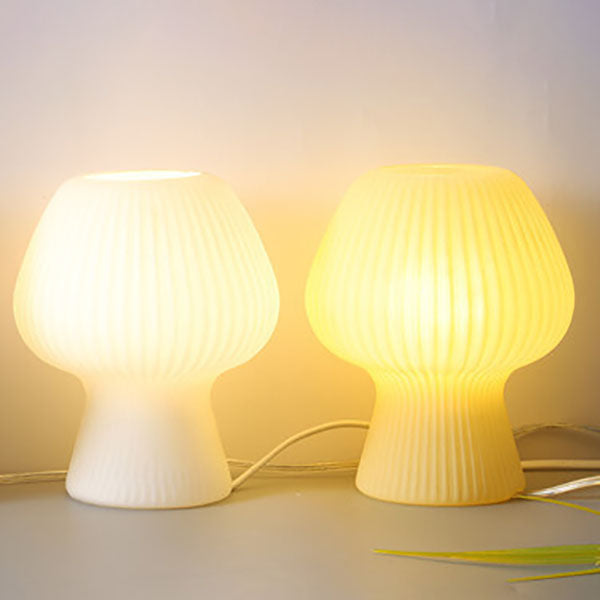 Modern Minimalist Mushroom 1-Light Glass Table Lamp