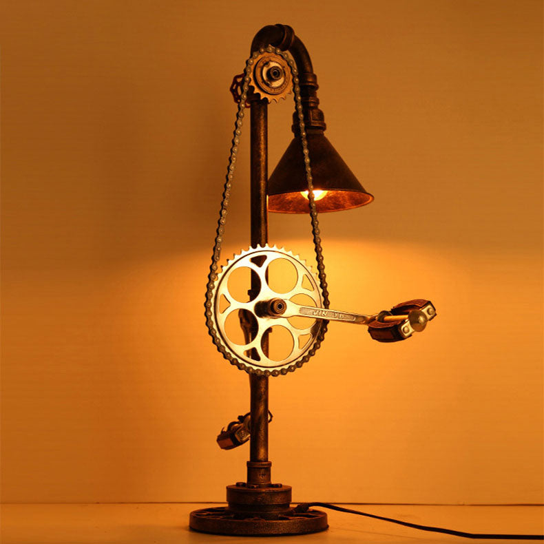 Industrial Iron Gear Plumbing Metal 1-Light Table Lamp