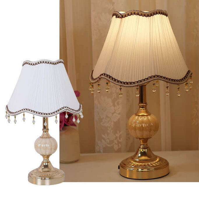 Traditional Vintage Fabric Floral Glass Hardware Table Lamp