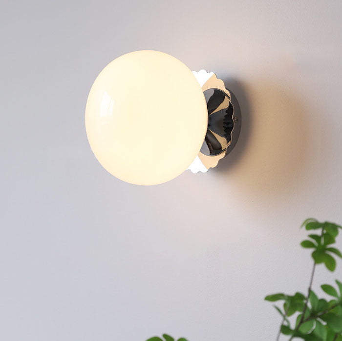 Modern Vintage Iron Glass Round Head Wall Sconce