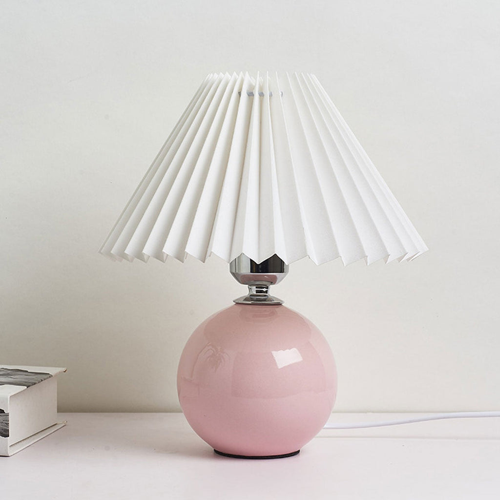 Nordic Minimalist Ceramic Pleated 1-Light Table Lamp