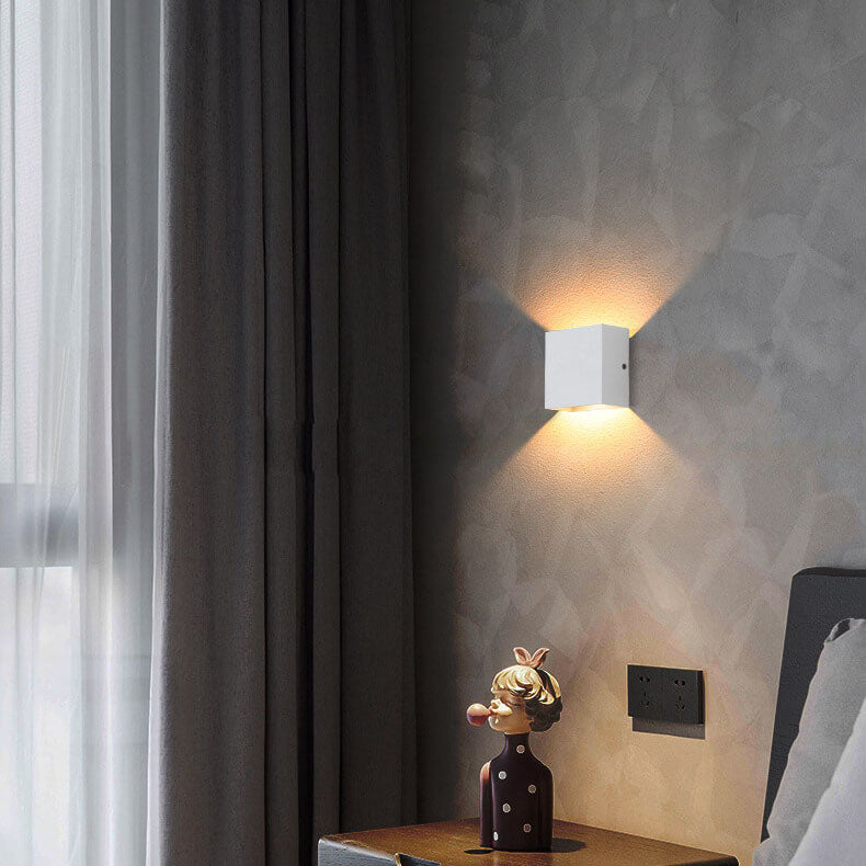 Modern Minimalist Square Aluminum LED Wall Sconce