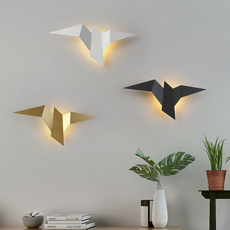 Modern Creative Flying Bird Metal 1-Light LED Wall Sconce