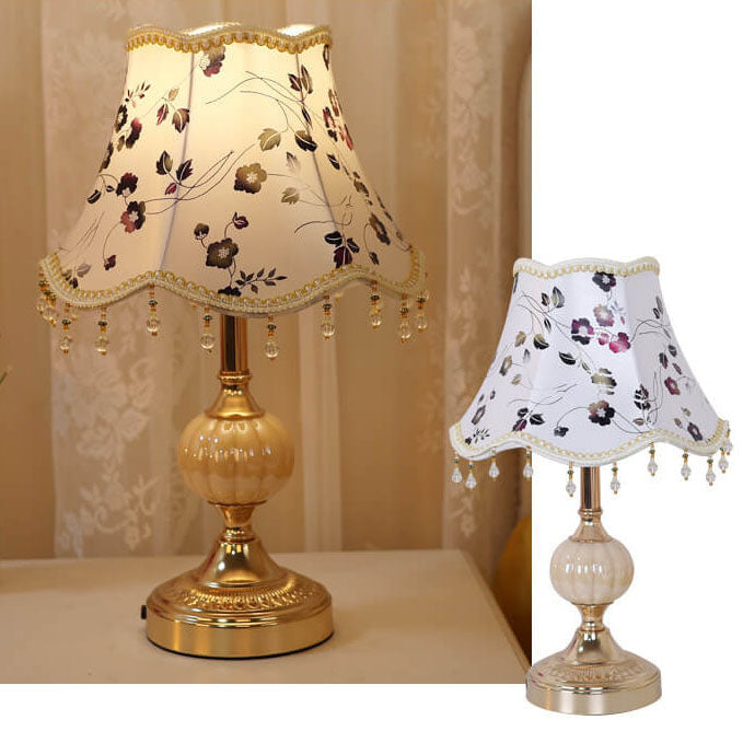 Traditional Vintage Fabric Floral Glass Hardware Table Lamp