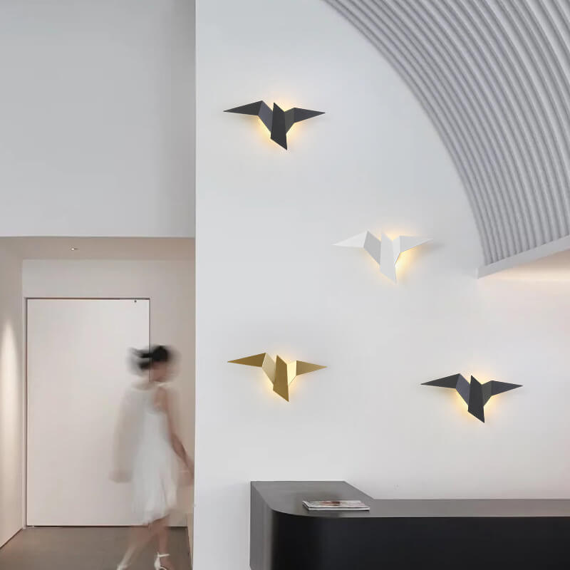 Modern Creative Flying Bird Metal 1-Light LED Wall Sconce