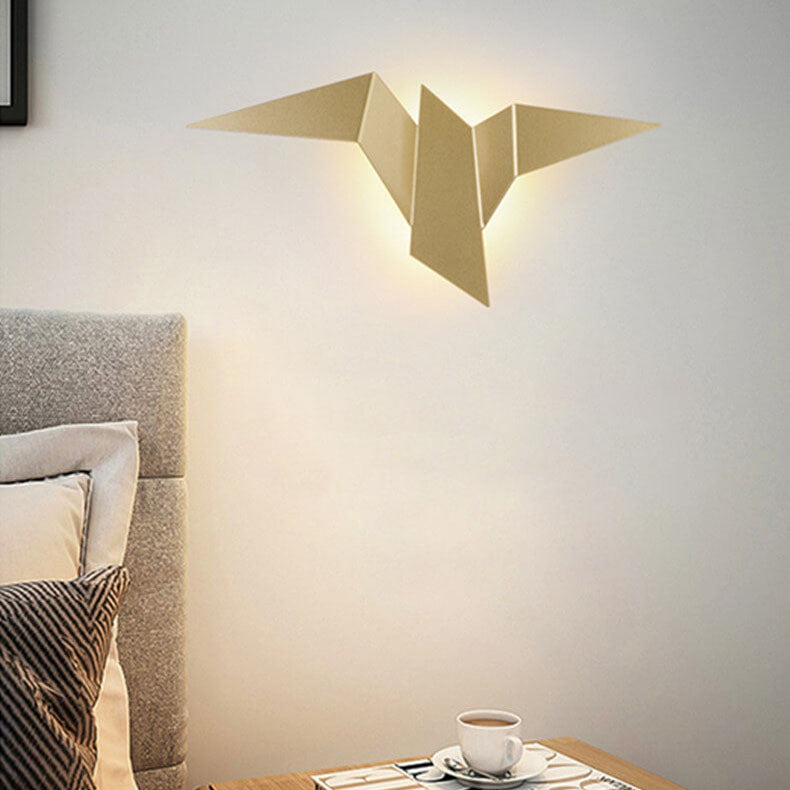 Modern Creative Flying Bird Metal 1-Light LED Wall Sconce