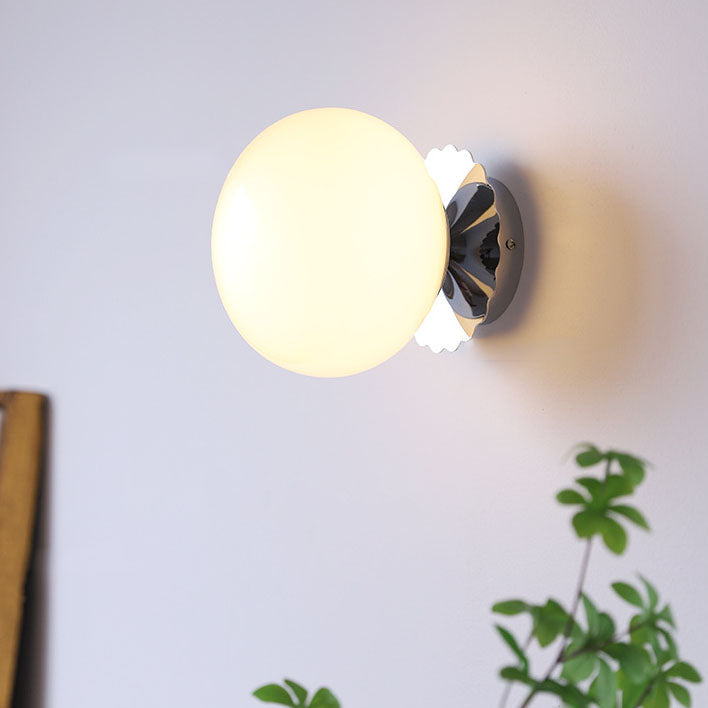 Modern Vintage Iron Glass Round Head Wall Sconce
