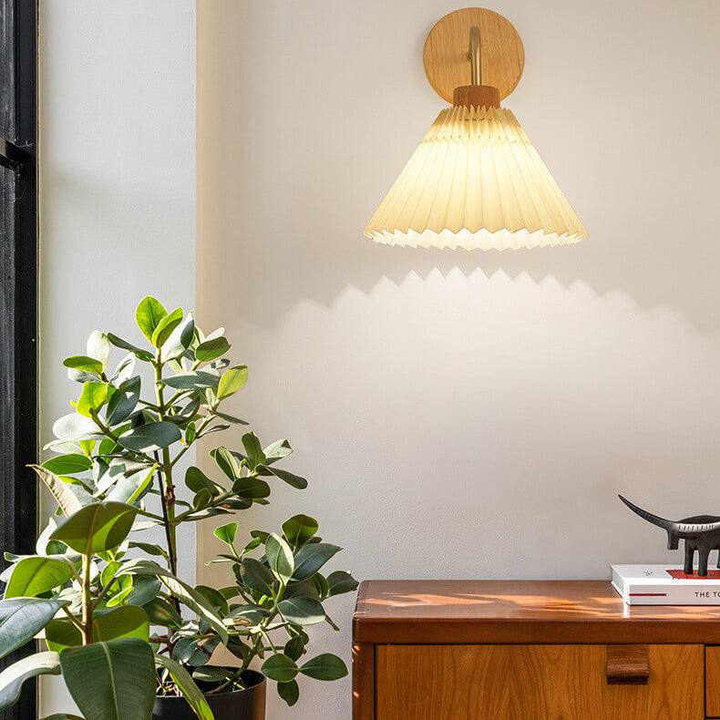 Modern Minimalist Pleated Umbrella Shade 1-Light Wall Sconce