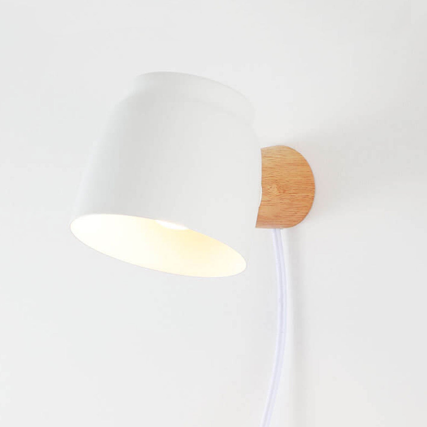 Nordic Minimalist Column Barrel Rotatable Wall Sconce