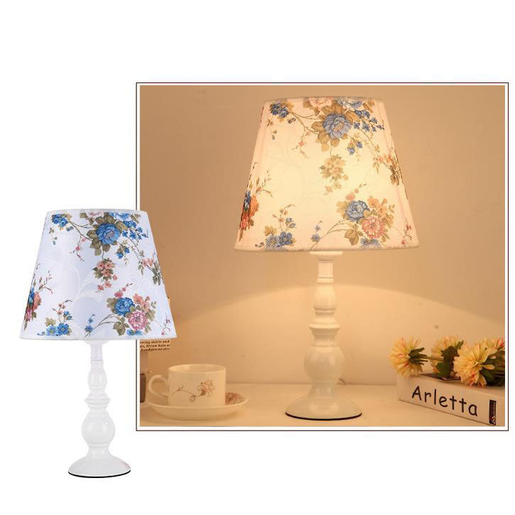 Modern Simple Floral Fabric Iron Vase Base Table Lamp