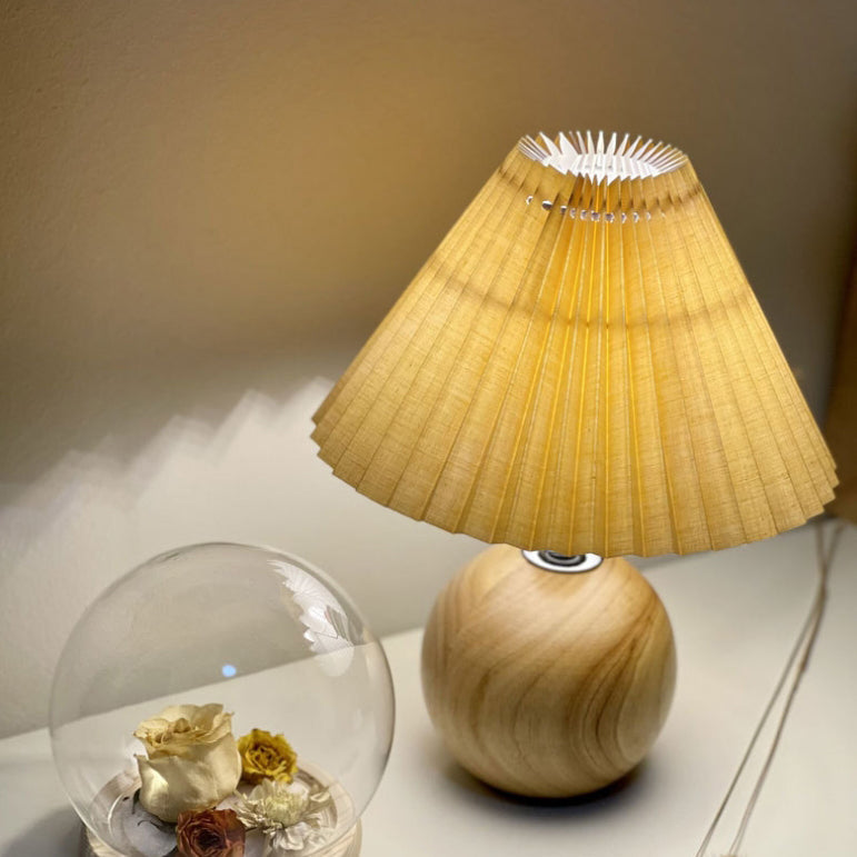 Modern Minimalist Round Fabric Pleated Ceramic Table Lamp