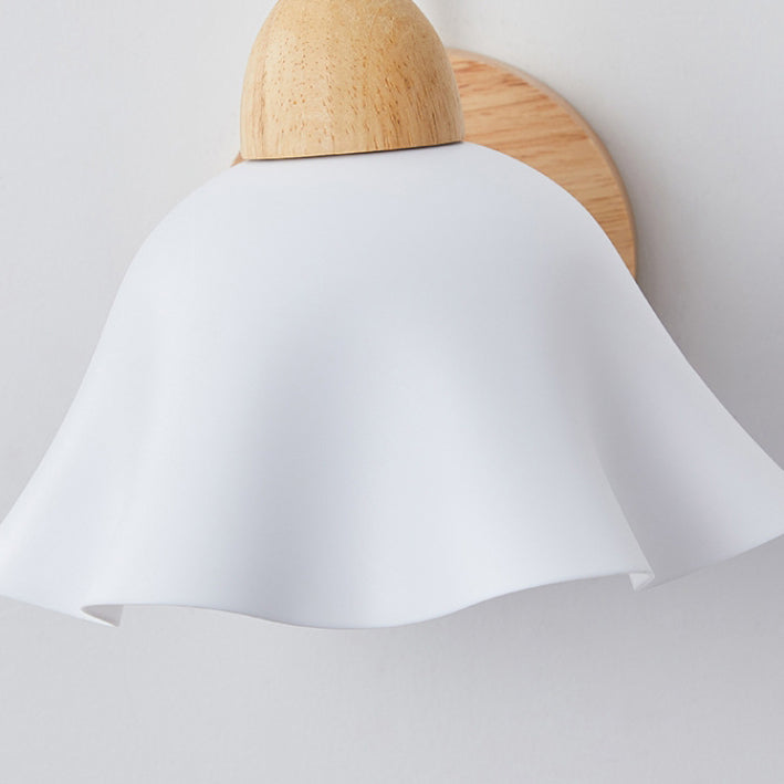 Contemporary Creative Wood Ceramic Flower Shade Wall Sconce