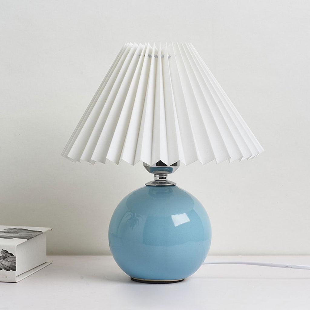 Nordic Minimalist Ceramic Pleated 1-Light Table Lamp