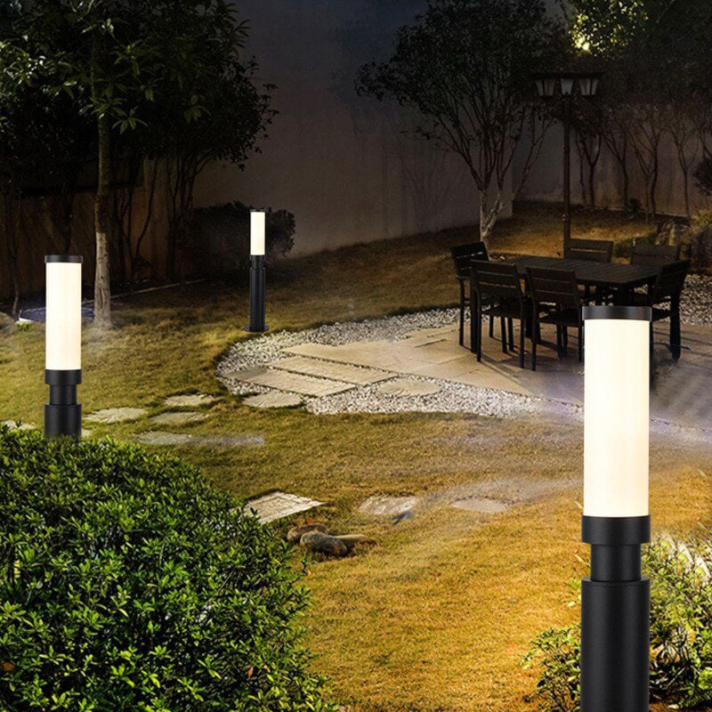 Chic Modern Black Outdoor Stake Light