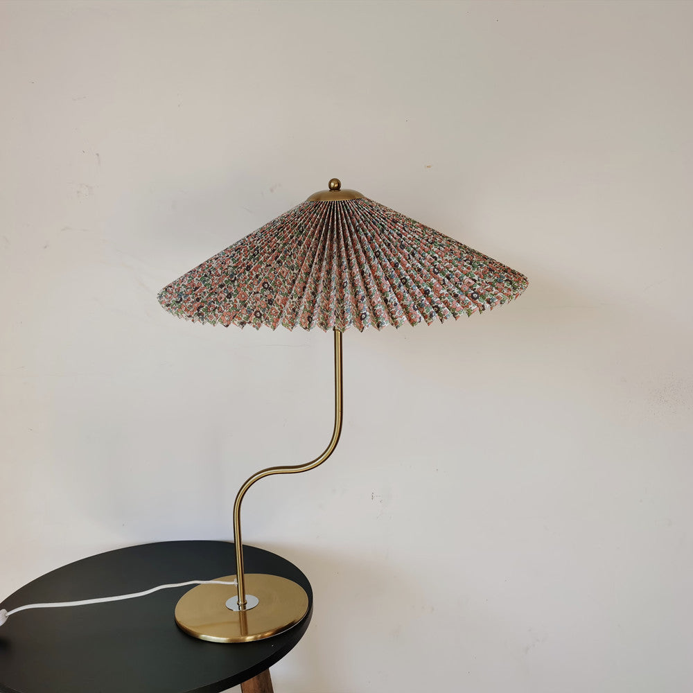 Retro Pleated Umbrella Shaped 1-Light Decorative Table Lamp