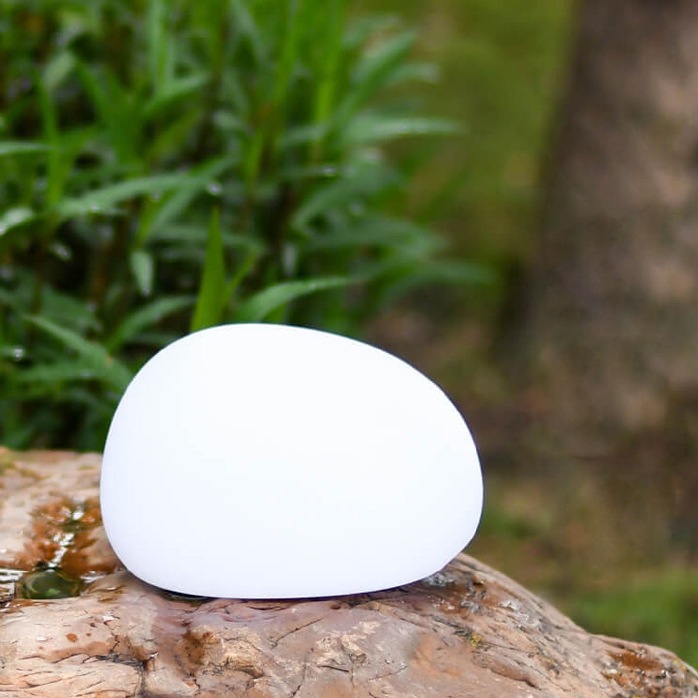 Modern White Outdoor Stake Light