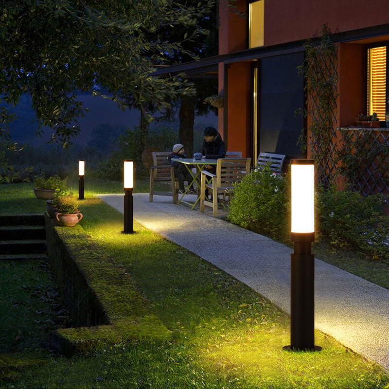 Chic Modern Black Outdoor Stake Light