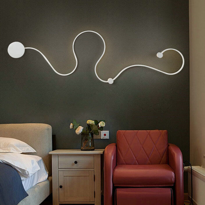 Modern Long Aluminum Snake Shaped Curved Wall Sconce