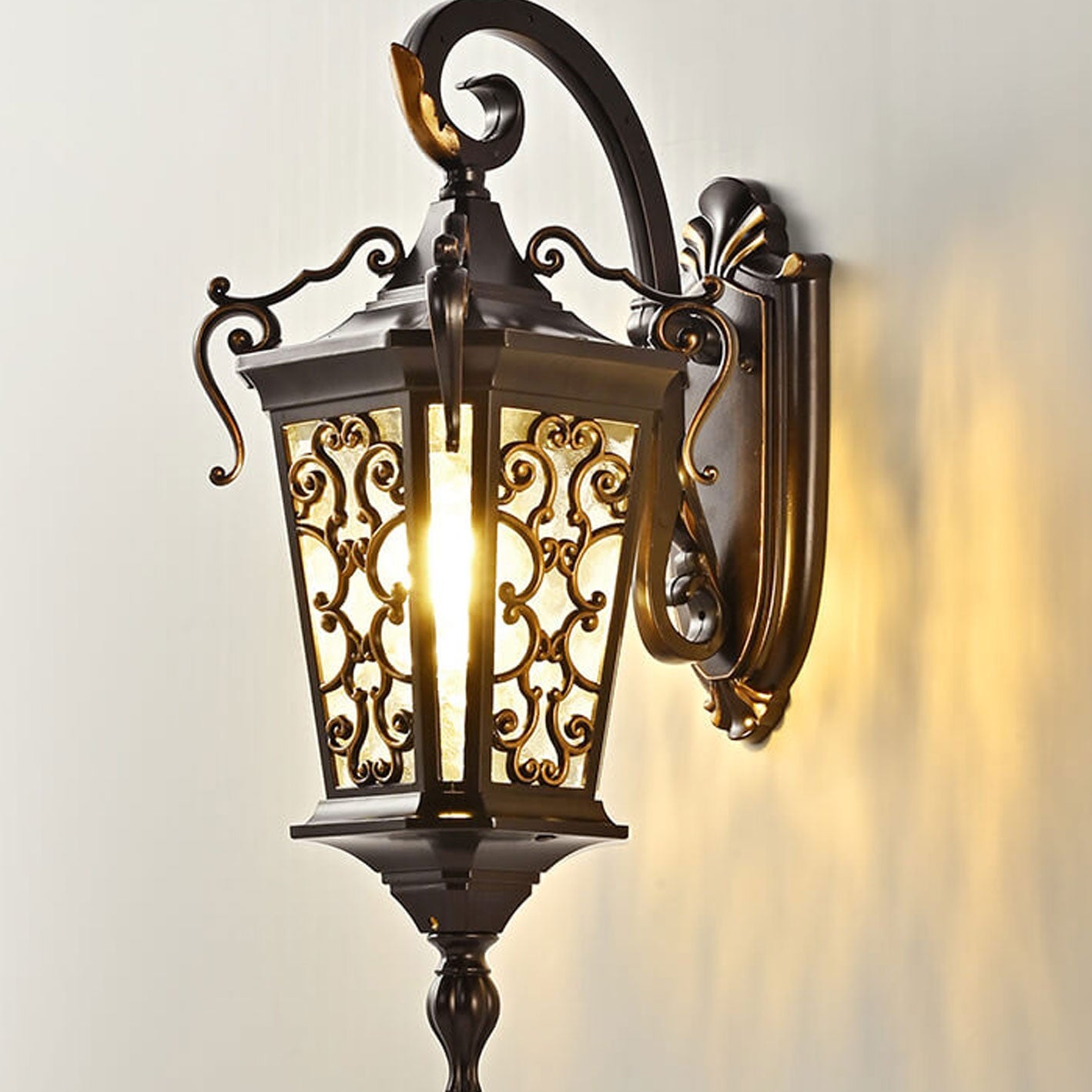 European Palace Outdoor Waterproof 1-Light Wall Sconce