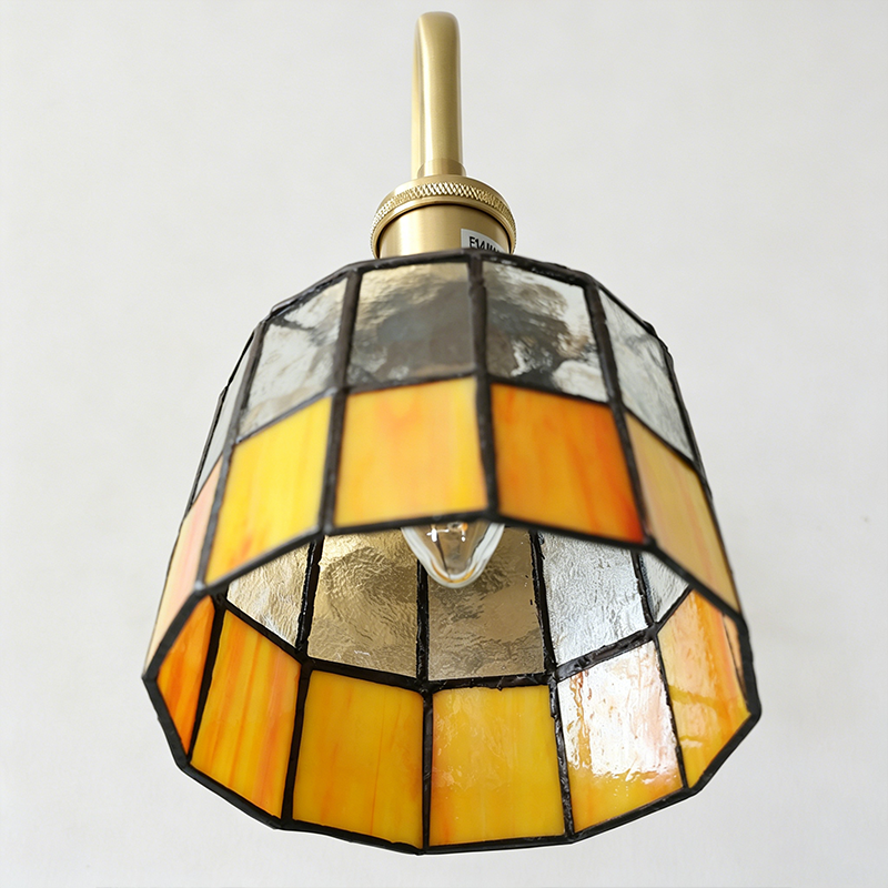 Traditional Tiffany Round Copper Glass 1-Light Wall Sconce
