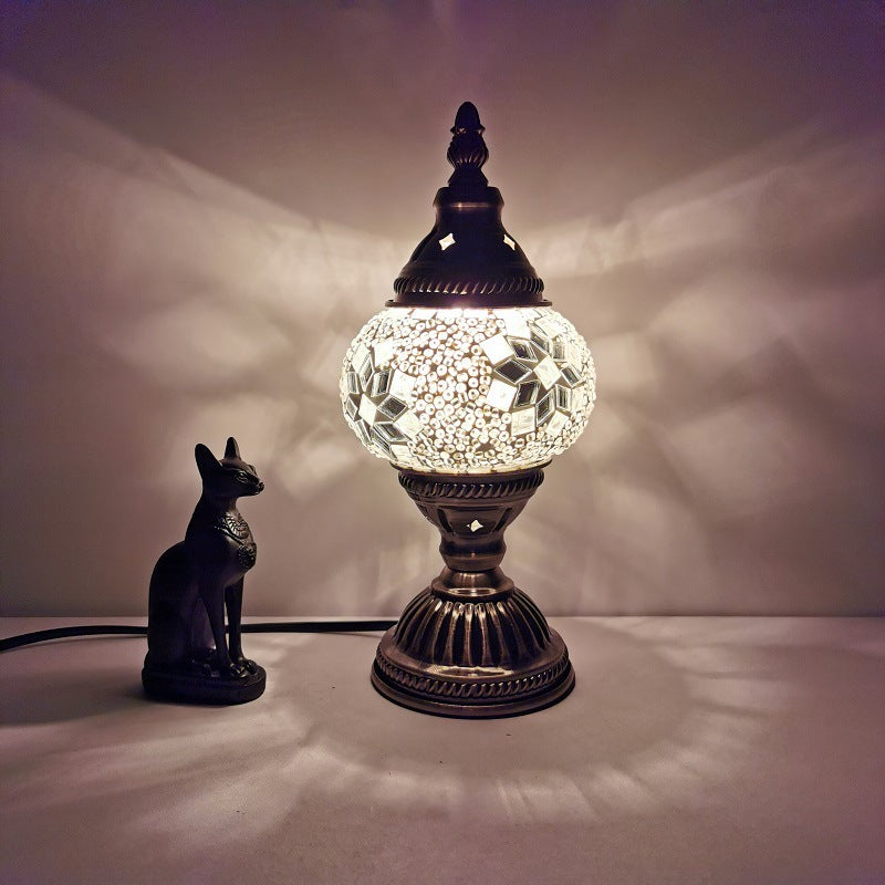 Traditional Tiffany Oval Glass Iron 1-Light Table Lamp
