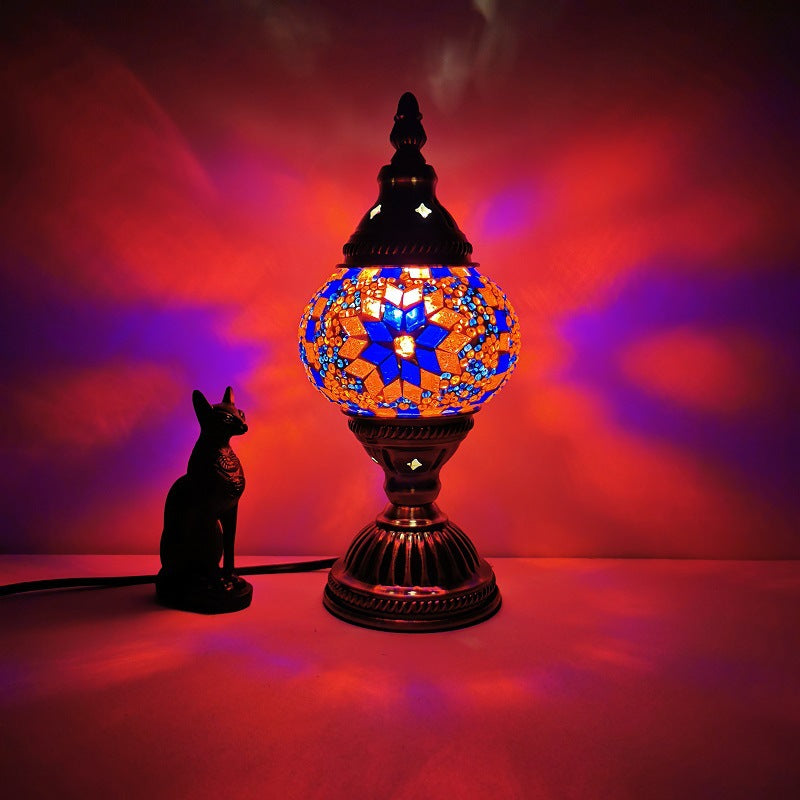 Traditional Tiffany Oval Glass Iron 1-Light Table Lamp