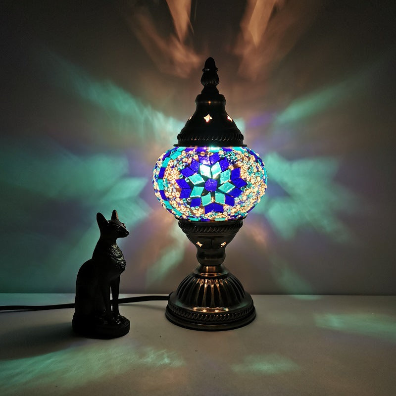 Traditional Tiffany Oval Glass Iron 1-Light Table Lamp