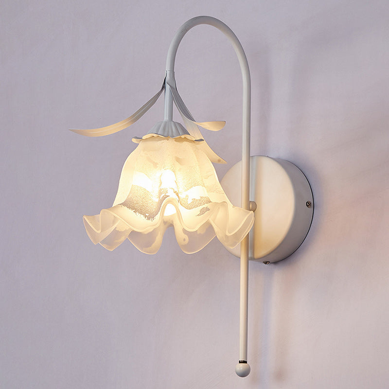 Contemporary Retro Flower Iron Glass 1-Light Wall Sconce