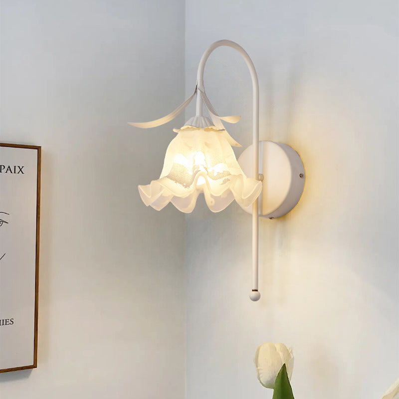Contemporary Retro Flower Iron Glass 1-Light Wall Sconce
