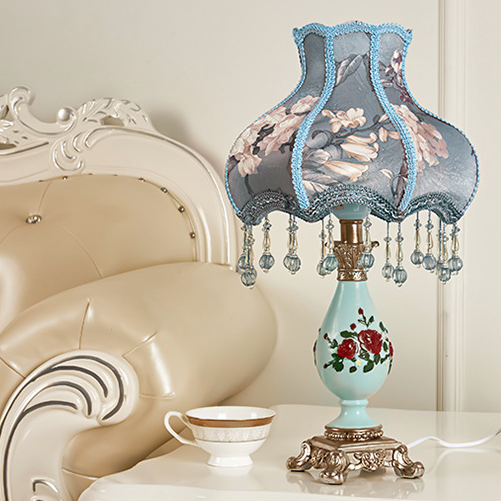 Traditional European Vase Base Resin Fabric Table Lamp