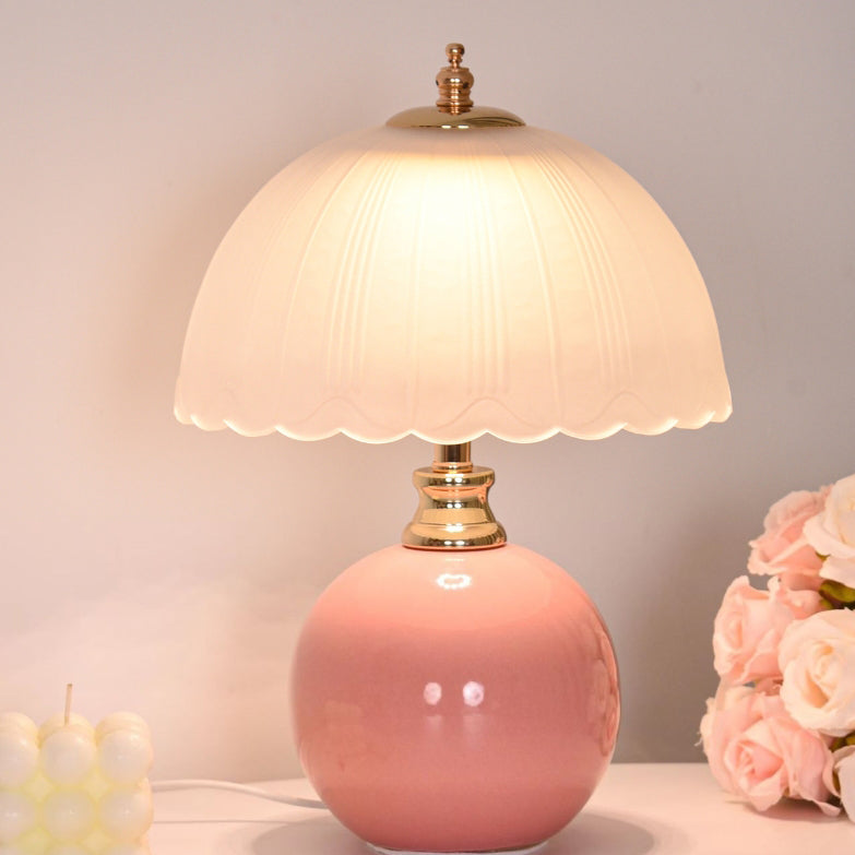 Nordic Contemporary Half-Dome Flower Globe Table Table Lamp